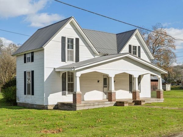4103 Hampshire Pike , Hampshire, TN 38461