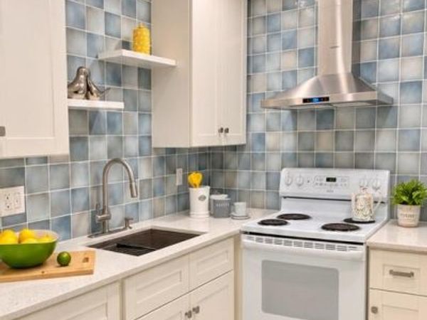 500 VILLAGE GREEN Circle W, Unit 310, Palm Springs, FL 33461