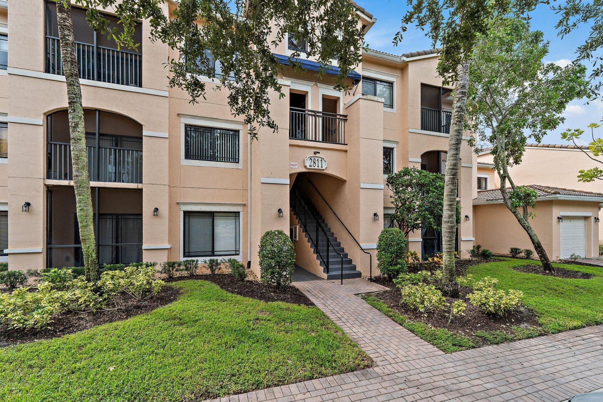 2811 Grande Parkway, Unit 103, Palm Beach Gardens, FL 33410 Photo