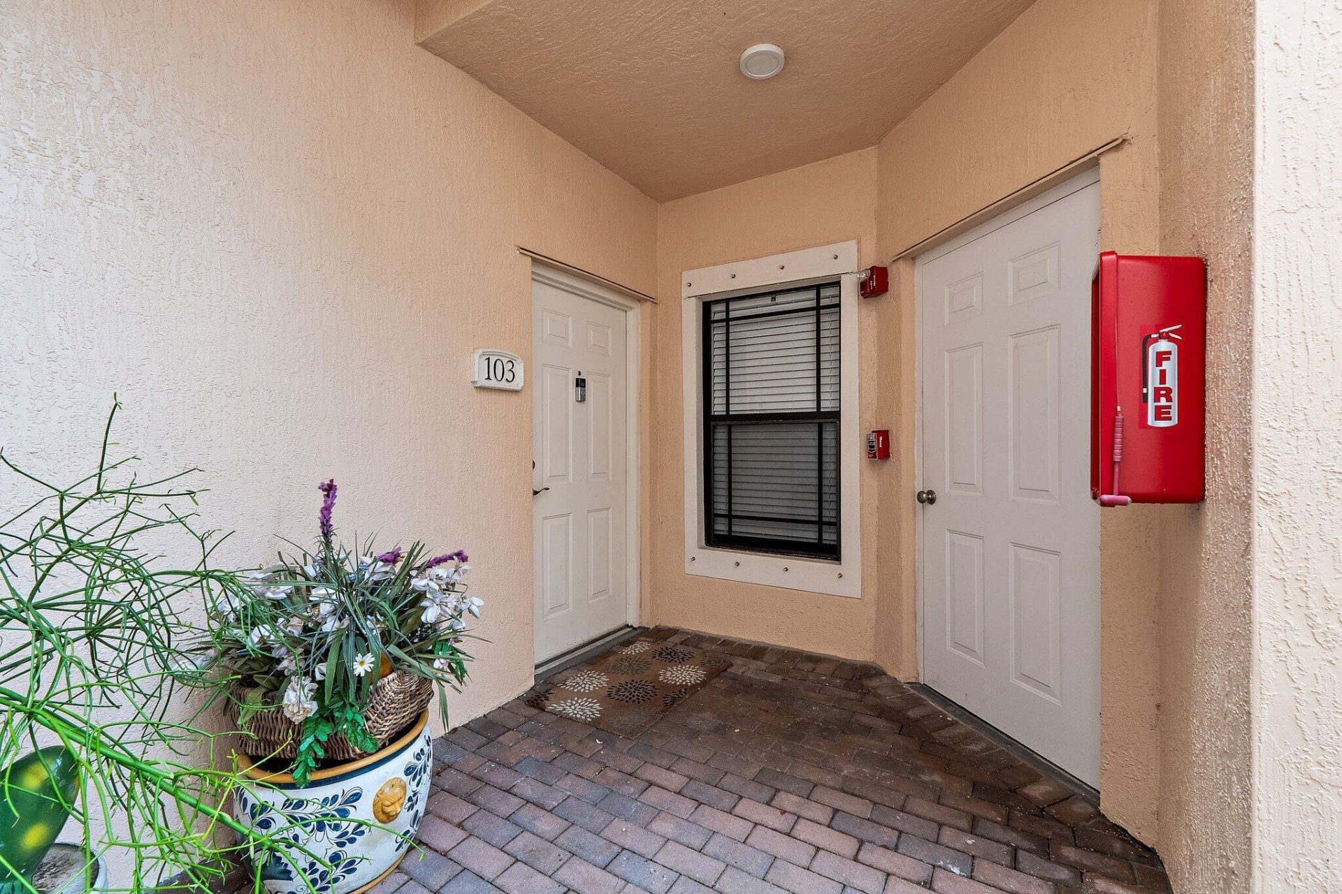 2811 Grande Parkway, Unit 103, Palm Beach Gardens, FL 33410 Photo