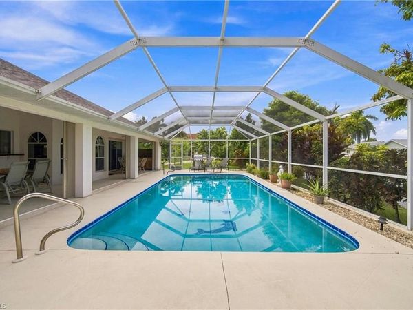 2138 SE 5th PL, CAPE CORAL, FL 33990