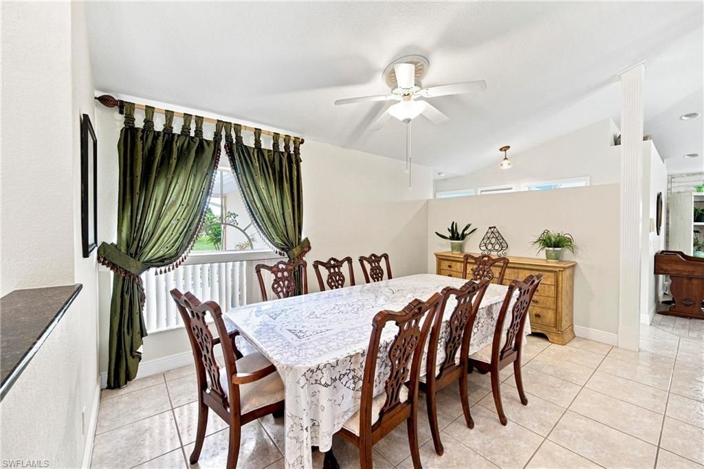 2138 SE 5th Pl, Cape Coral, FL 33990 Photo
