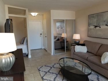 1121 ARLINGTON BOULEVARD , Unit 927, ARLINGTON, VA 22209