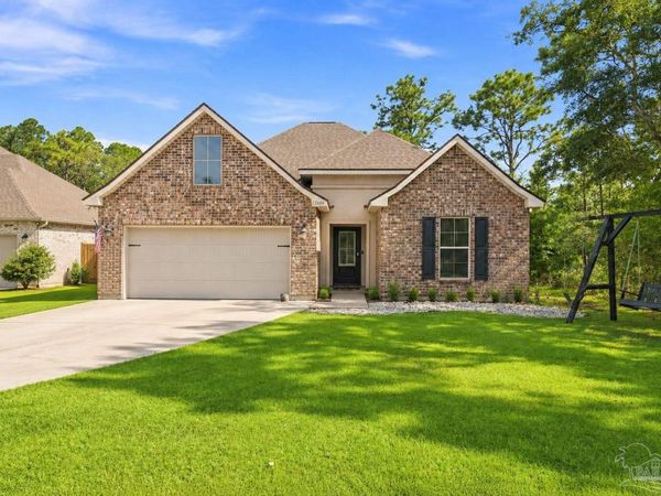 12469 Ryland Dr, Pensacola, FL 32506