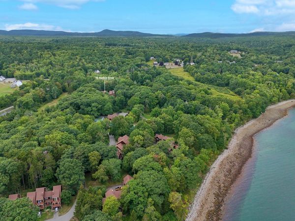 15 Harbor Drive, Unit 15, Lincolnville, ME 04849