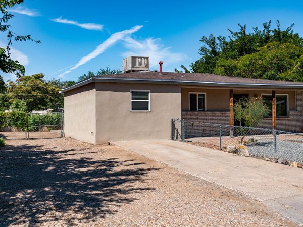 2713 Morris Street NE, Albuquerque, NM 87112