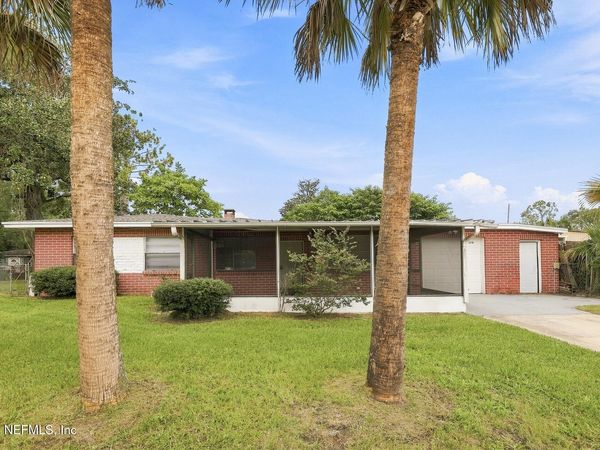 5716 BANYAN Drive, Jacksonville, FL 32244