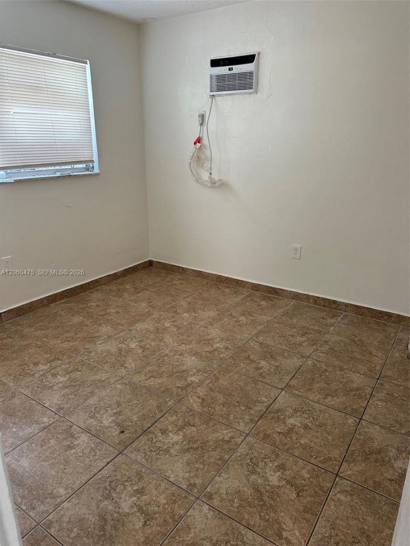 238 SW 18th Ave , Unit 2, Miami, FL 33135 Photo