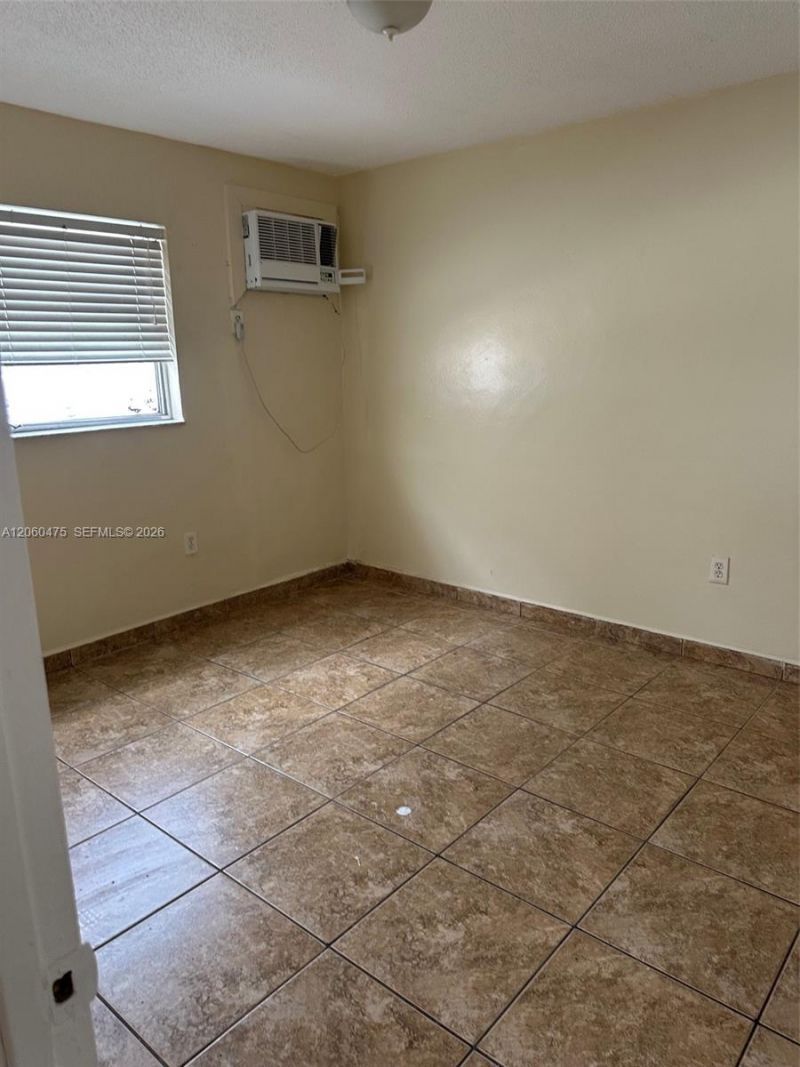 238 SW 18th Ave , Unit 2, Miami, FL 33135 Photo