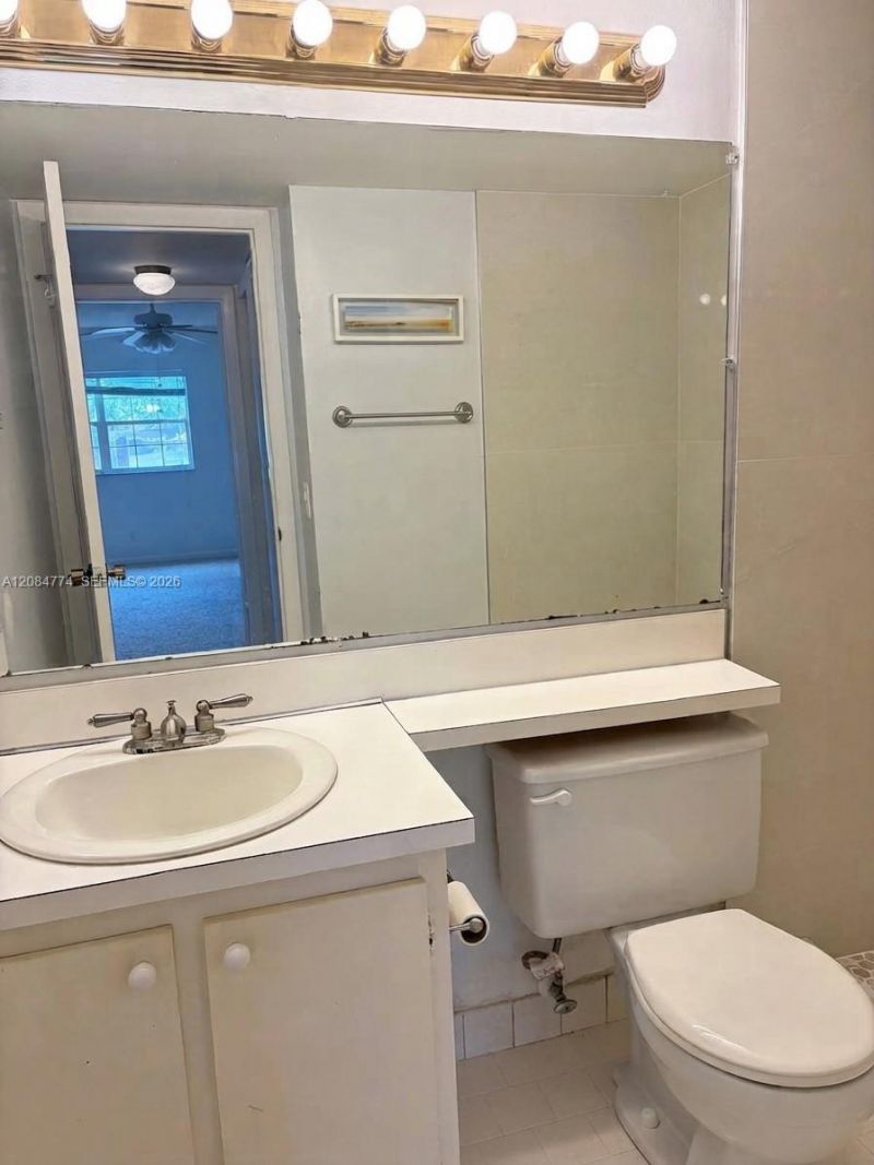 3561 Pine Tree Ct, Unit D-2, Greenacres, FL 33463 Photo