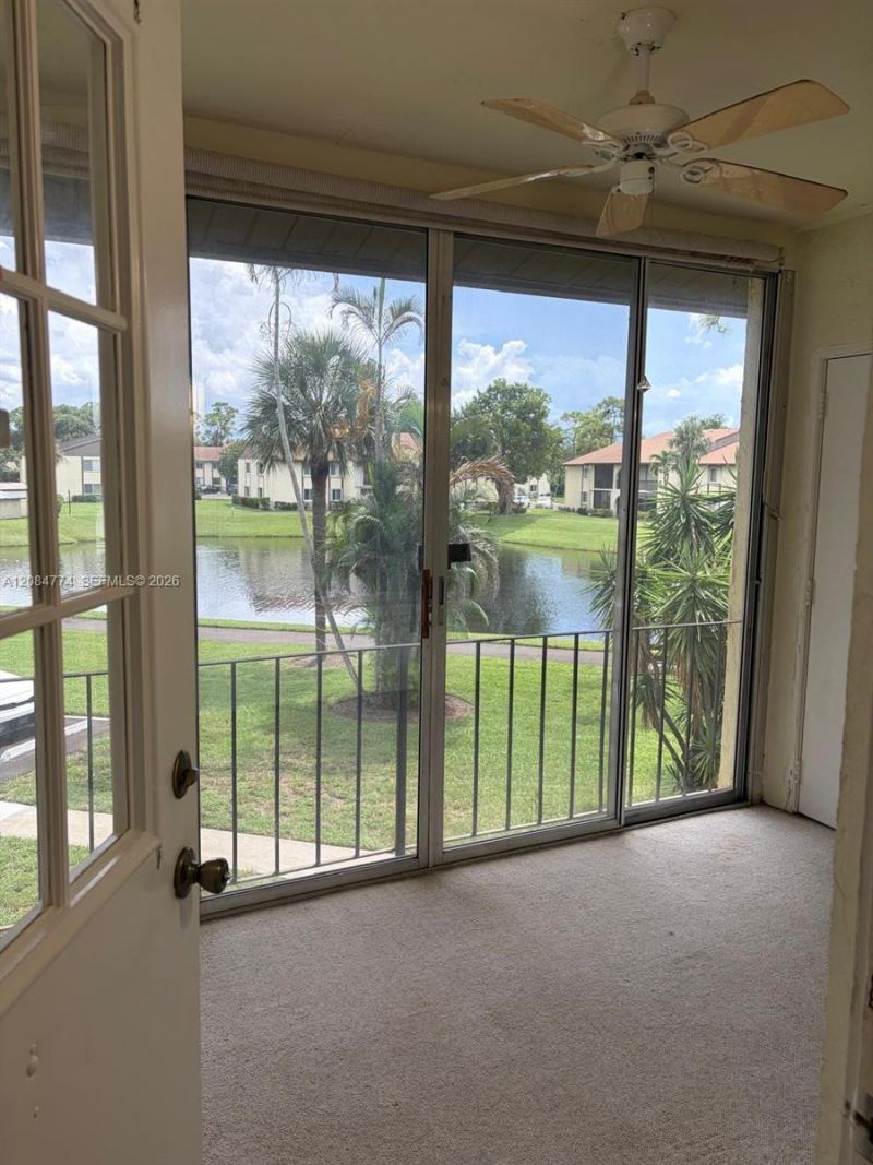 3561 Pine Tree Ct, Unit D-2, Greenacres, FL 33463 Photo