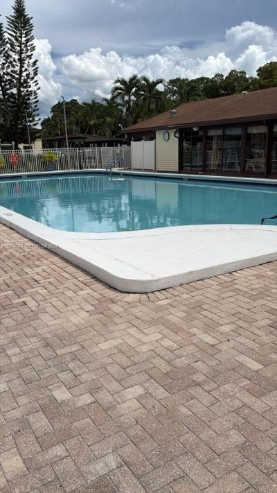 3561 Pine Tree Ct, Unit D-2, Greenacres, FL 33463 Photo