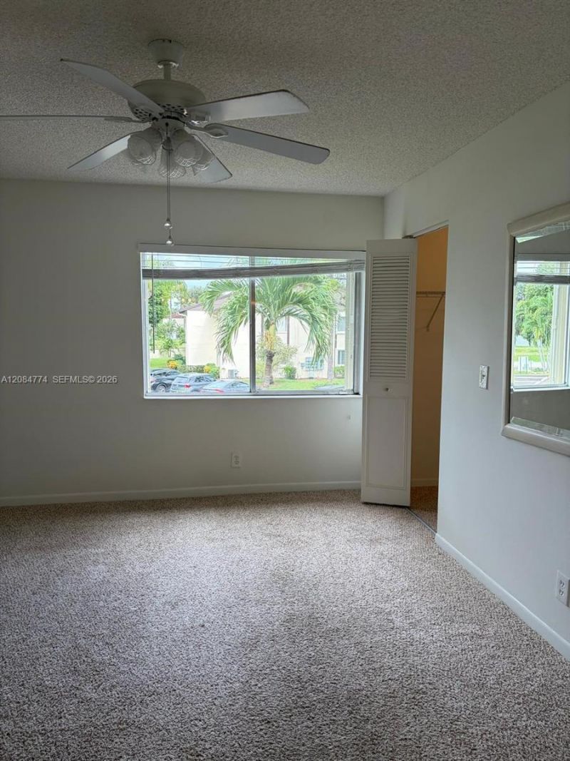 3561 Pine Tree Ct, Unit D-2, Greenacres, FL 33463 Photo