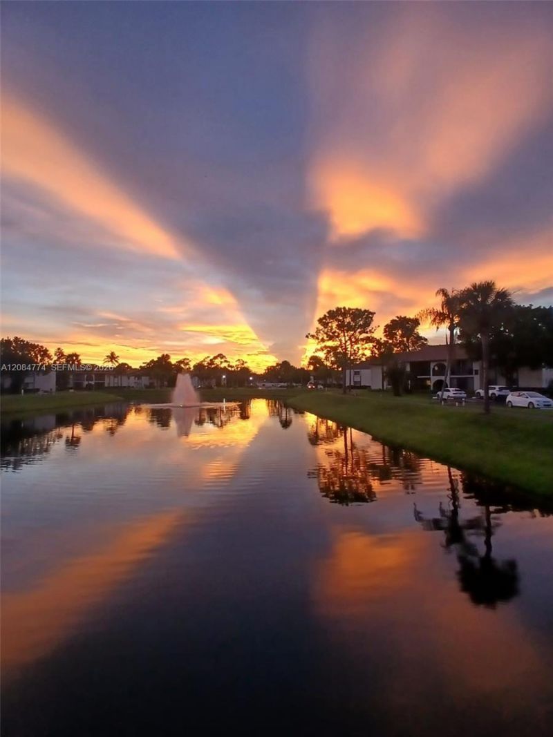 3561 Pine Tree Ct, Unit D-2, Greenacres, FL 33463 Photo