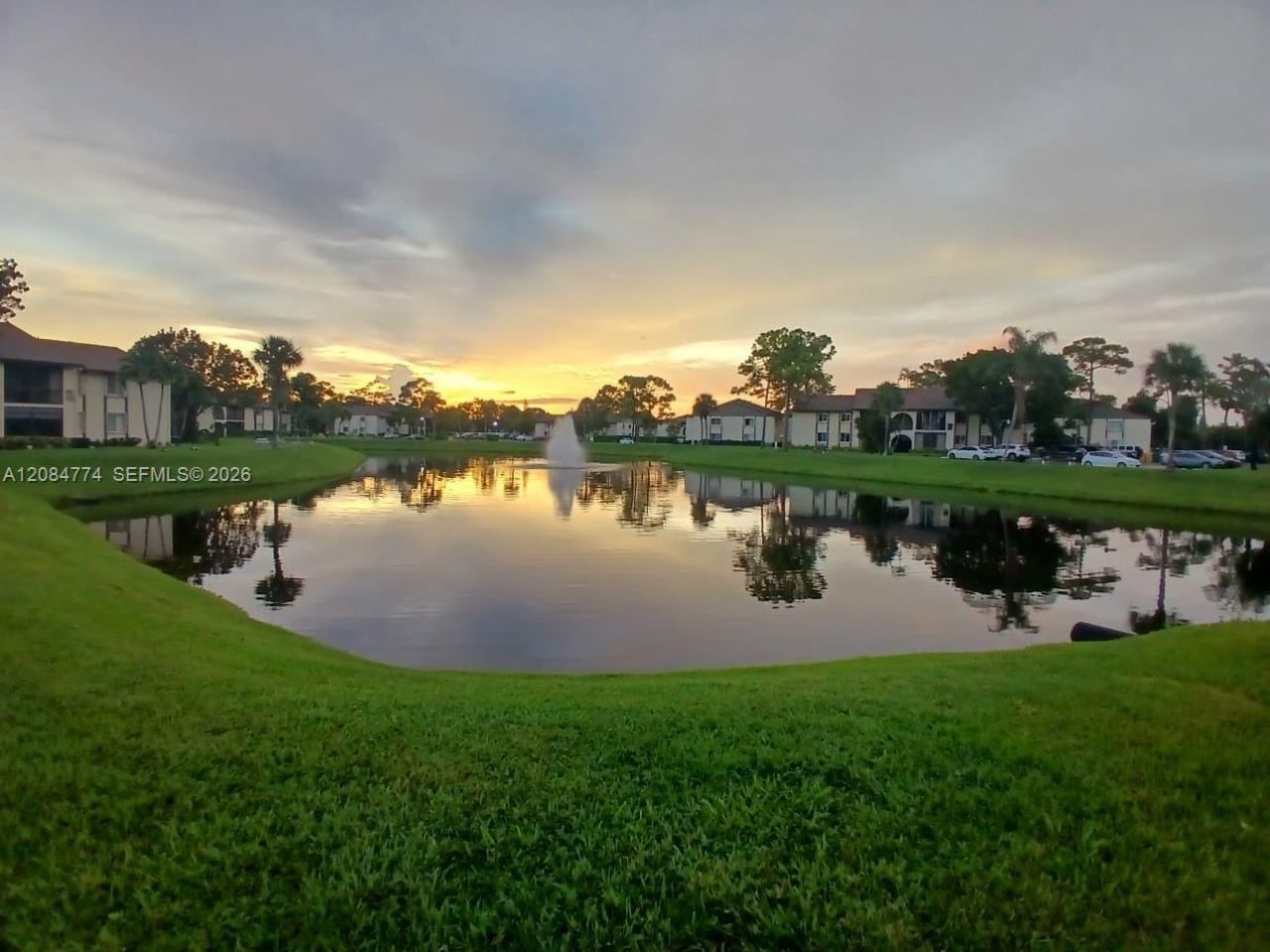 3561 Pine Tree Ct, Unit D-2, Greenacres, FL 33463 Photo