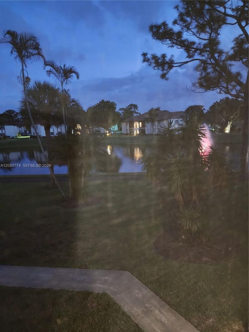 3561 Pine Tree Ct, Unit D-2, Greenacres, FL 33463 Photo