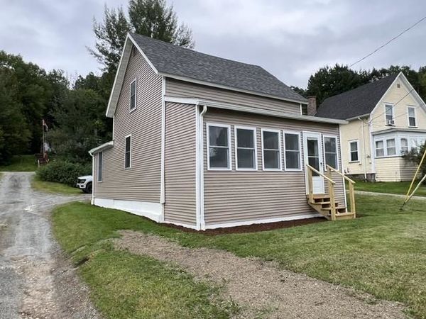 265 Glen Road, Newport City, VT 05855