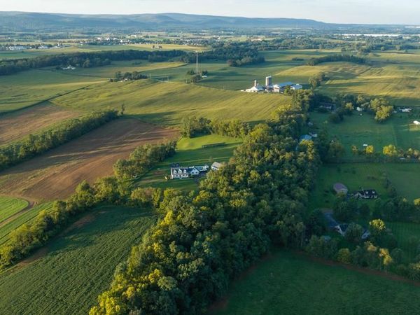 3 CHENELLE LANE, SHIPPENSBURG, PA 17257