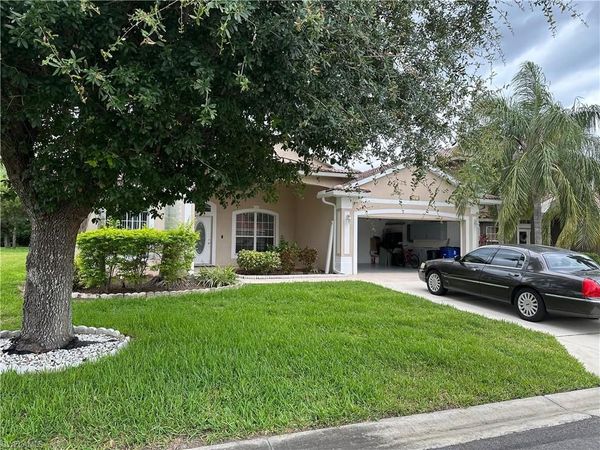 9561 Blue Stone CIR , FORT MYERS, FL 33913