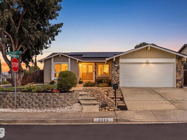 2115 Ackerman Dr, Pittsburg, CA 94565