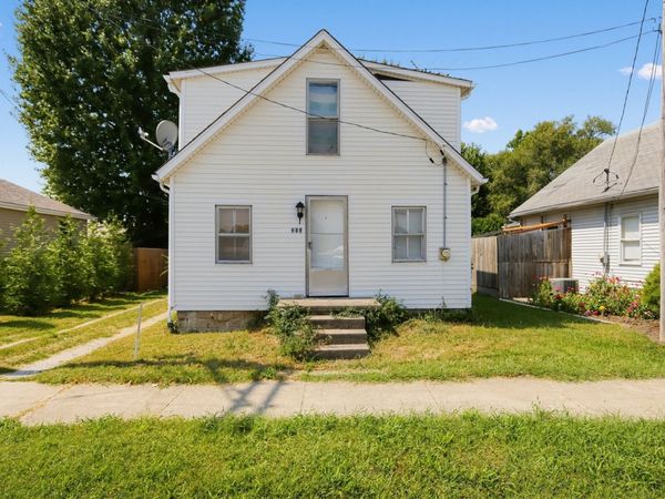 306 S Maple Street , Brighton, IL 62012