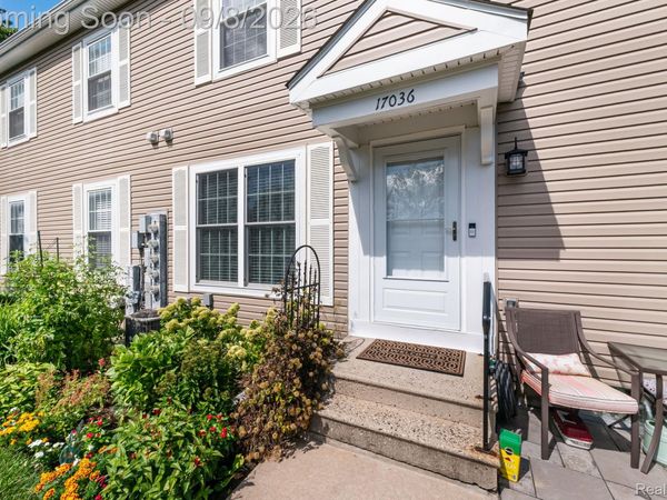 17036 Rock Harbor Court , Clinton Township, Mi 48038