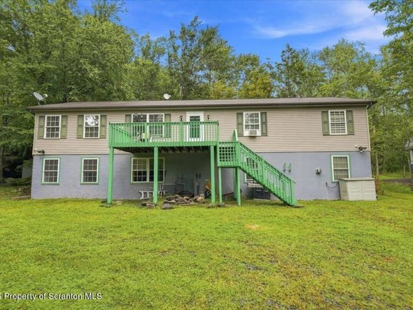 1412 Woodview Terrace , Lake Ariel, PA 18436