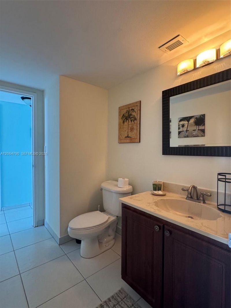 3180 S Ocean Dr , Unit 1003, Hallandale Beach, FL 33009 Photo