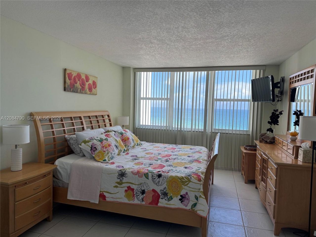 3180 S Ocean Dr , Unit 1003, Hallandale Beach, FL 33009 Photo