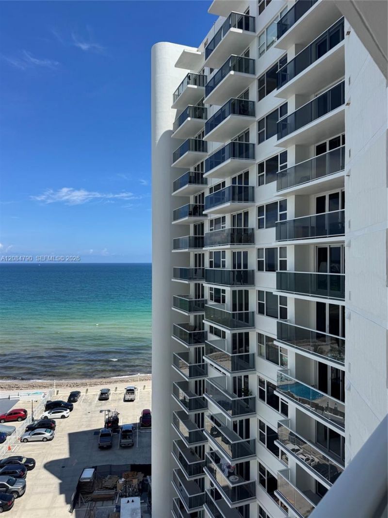 3180 S Ocean Dr , Unit 1003, Hallandale Beach, FL 33009 Photo