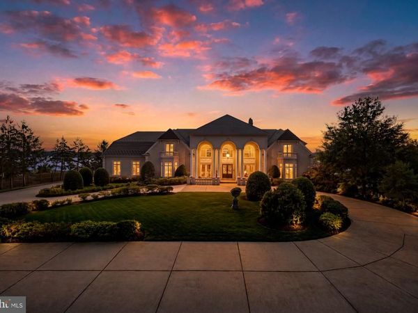 9514 LYNNHALL, ALEXANDRIA, VA 22309