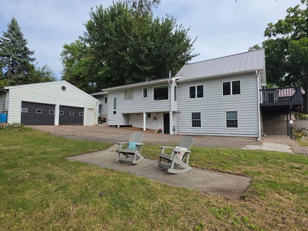 924 Maple Street W, Stillwater, MN 55082