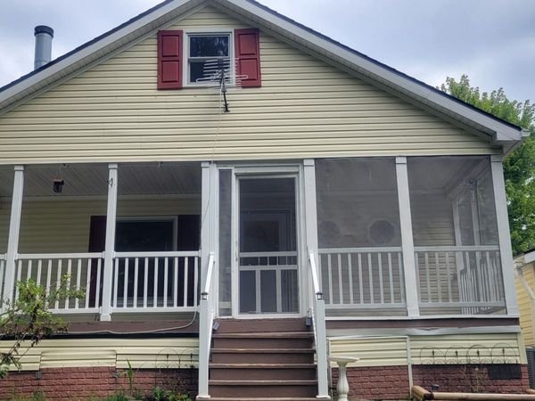 11054 Wood Run Circle, South Lyon, MI 48178