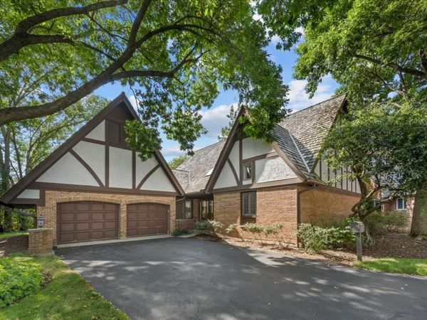 Highland Park, IL 60035