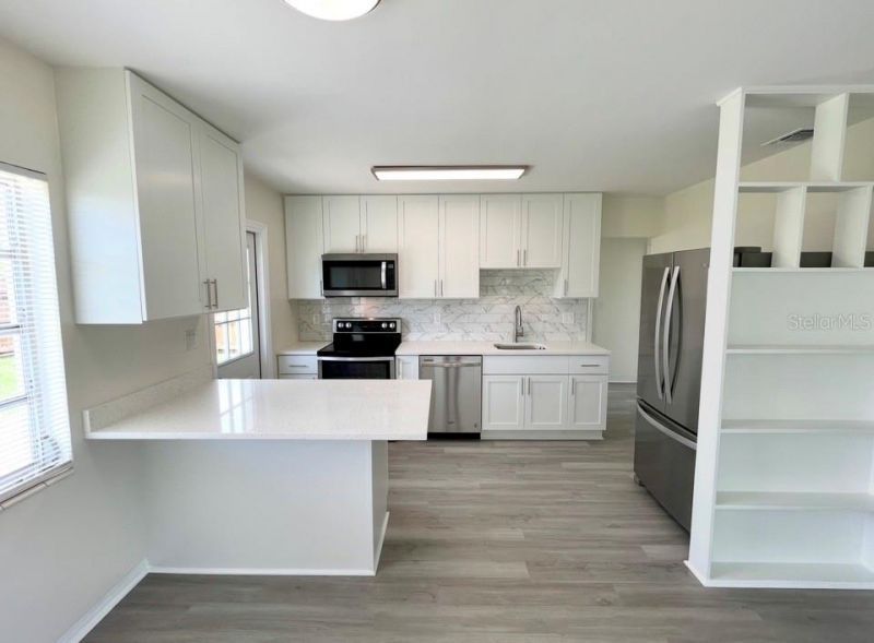 4675 Orlando Circle, Bradenton, FL 34207 Photo
