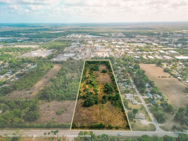 621 Ortiz Ave , Fort Myers, FL 33905