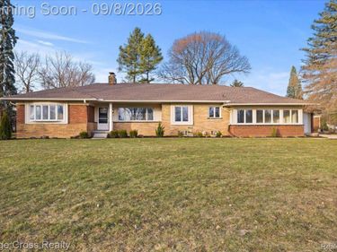 95 HILLSDALE Road, Bloomfield Township, Mi 48302