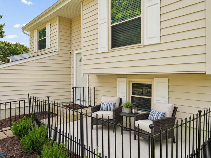 2955 Hubbardton Place, Reynoldsburg, OH 43068 Photo 2