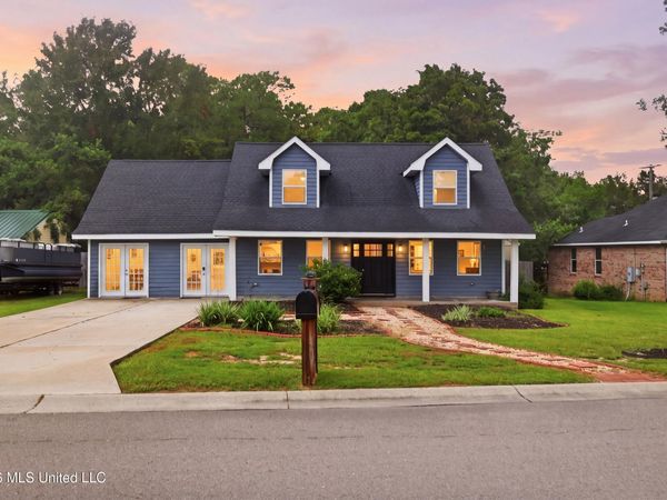 695 N Haven Drive, Biloxi, MS 39532
