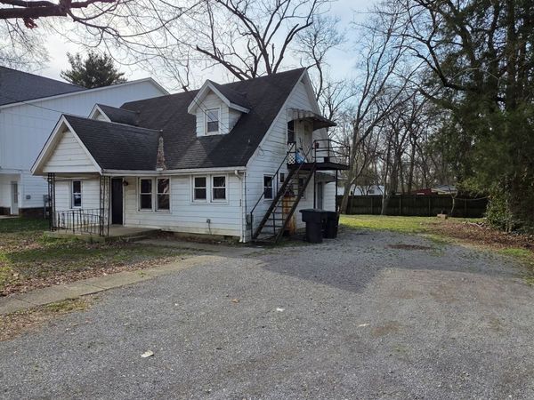 810 E Vine St , Murfreesboro, TN 37130