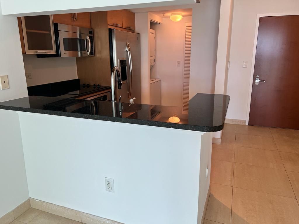 31 SE 5th Street, Unit 1206, Miami, FL 33131 Photo