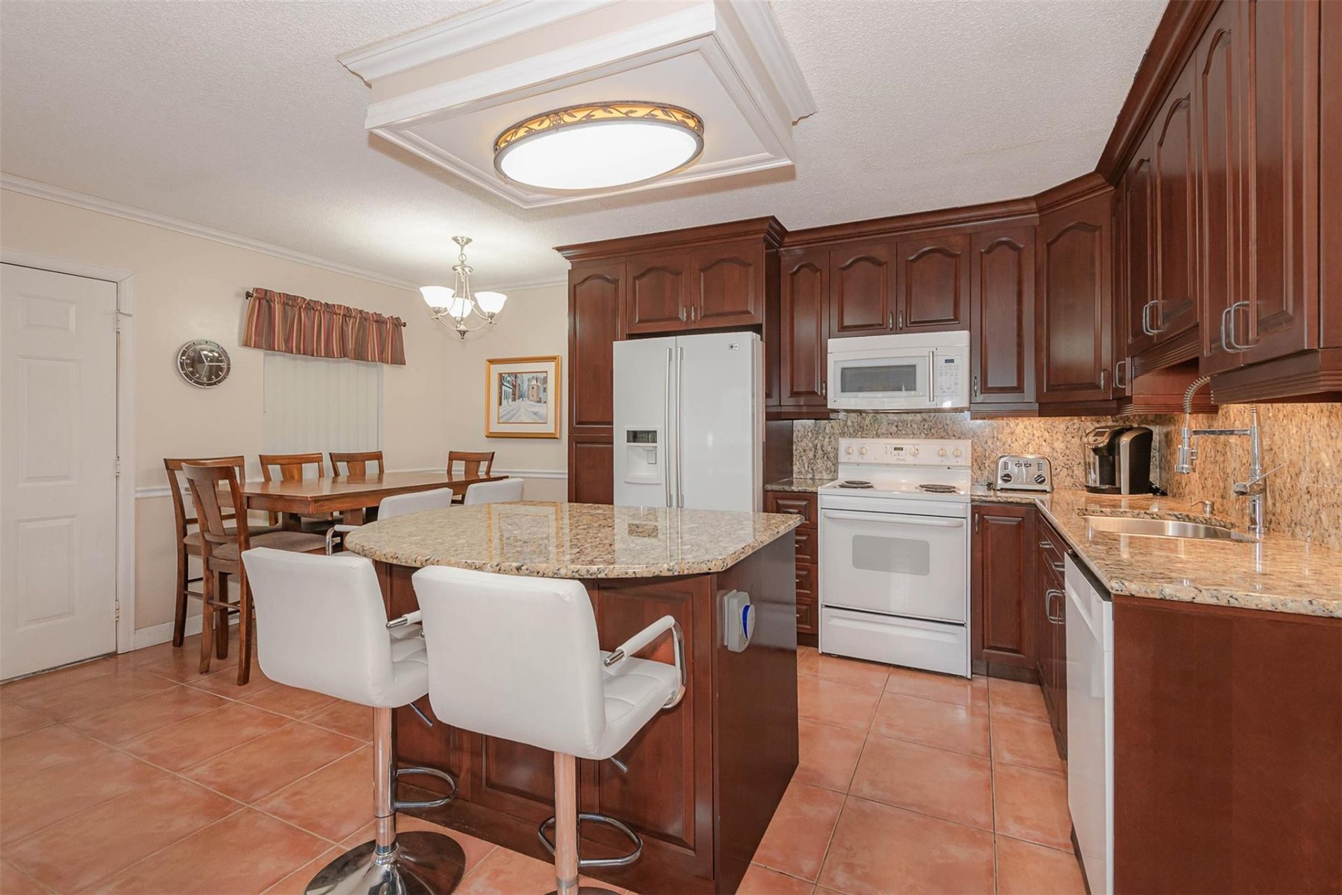 3071 NW 47th Terrace, Unit 326, Lauderdale Lakes, FL 33313 Photo