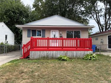 8702 CHALMERS Avenue , Warren, Mi 48089