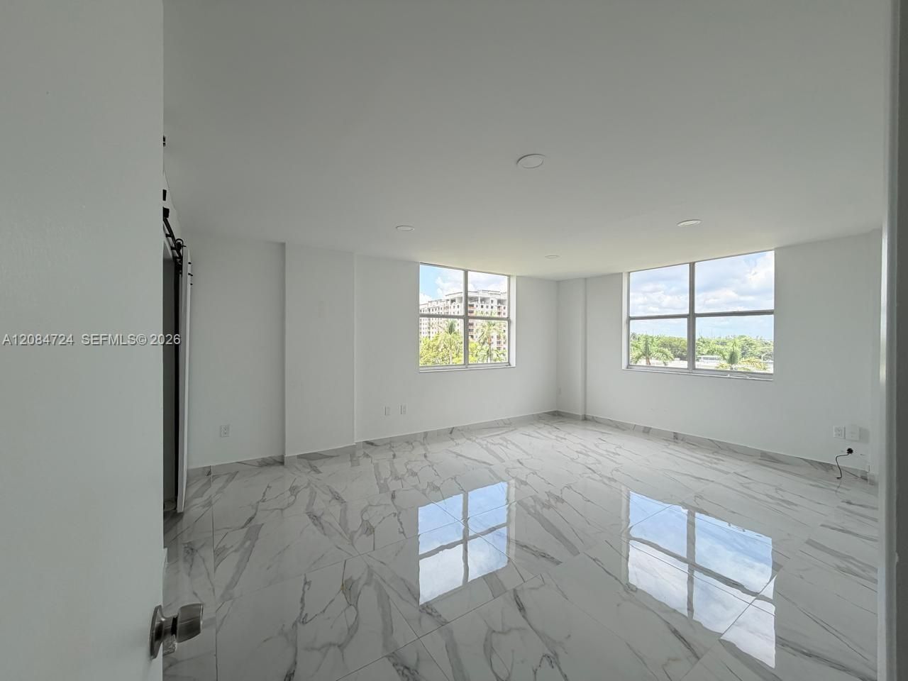 11111 Biscayne Blvd, Unit 6E, Miami, FL 33181 Photo
