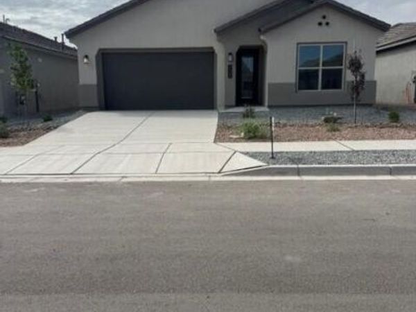2448 Marble Avenue NE, Rio Rancho, NM 87144