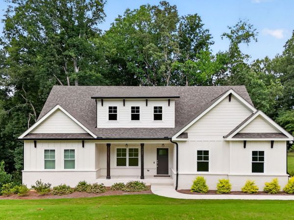 727 Old Collins Road, Hoschton, GA 30548
