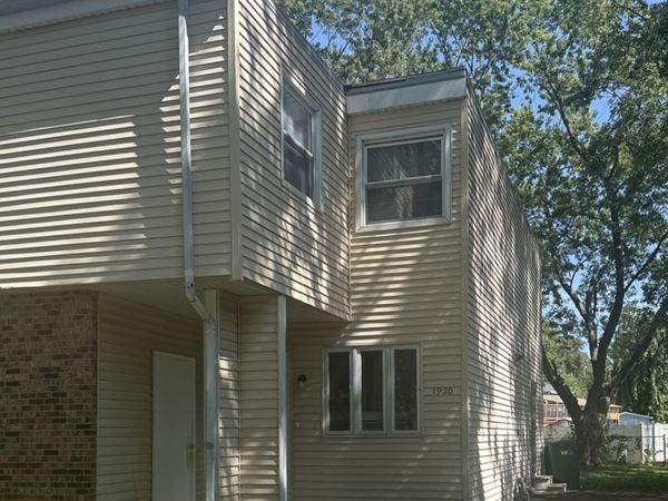 1920 Moore Avenue , Joliet, IL 60433
