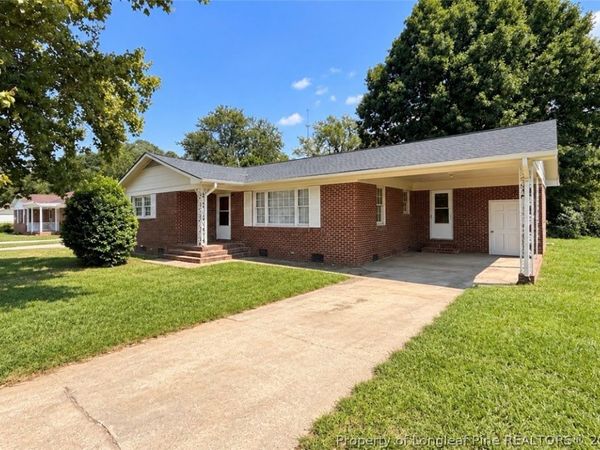 16941 Wagram Road , Laurinburg, NC 28352