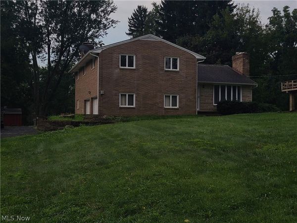 1412 Grove Street NE, Canton, OH 44721