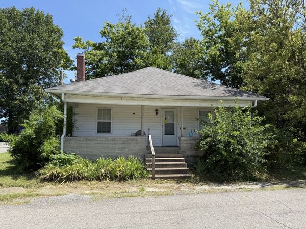 203 N Mclaren Street , Marion, IL 62959